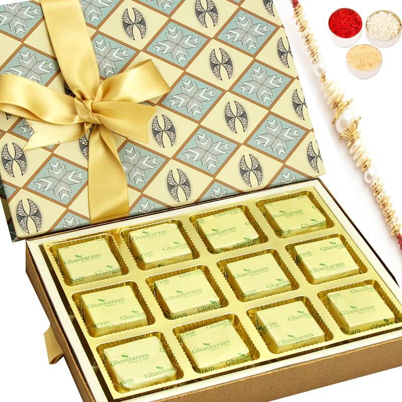 Astonished Retail Surprise Birthday Chocolate Gift for Your Loved Ones with  Designer Basket | Chocolate Gift Hamper for Diwali, Holi, Rakhi, New Year,  Christmas, Anniversary, 1 -