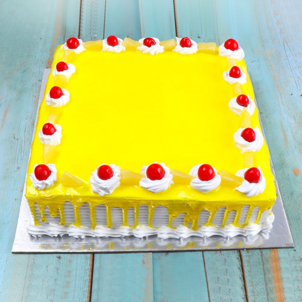 Eggless Pineapple Cake Half Kg – India Cakes N Flowers