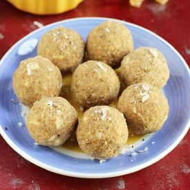 Gond Laddu