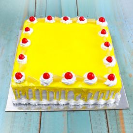 Pineapple Cake Half Kg