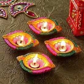 Delightful Set of 4 Colourfull Terracotta Table Diya Set