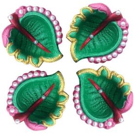 Terracotta set of 4 Diyas