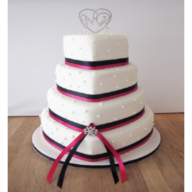 Heart Cake in 3 tier