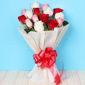 12 mixed Roses with Vase