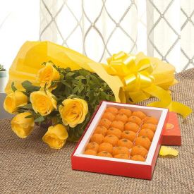 Bunch of 10 yellow roses with 1/2 Kg Motichoor laddoo