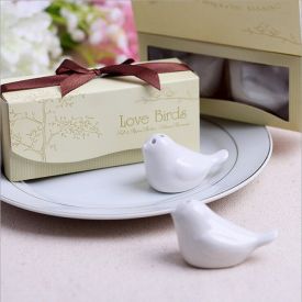 Ceramic Salt Pepper Shakers