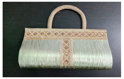 Beautiful clutch with pearl