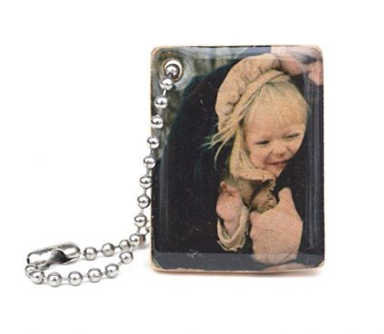 Personalized wooden photo keychain