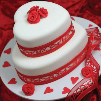 Valentine Heart shaped Cake