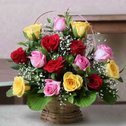 Basket of 20 mix Roses