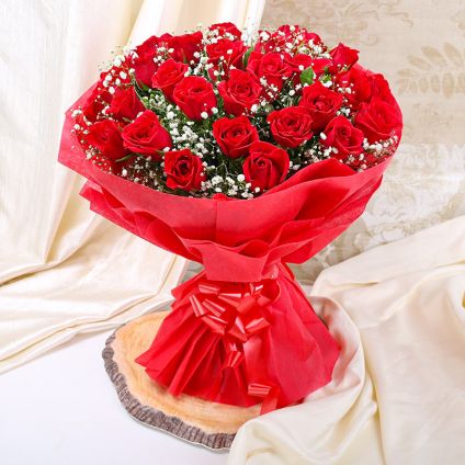 Bunch of 25 Red Roses