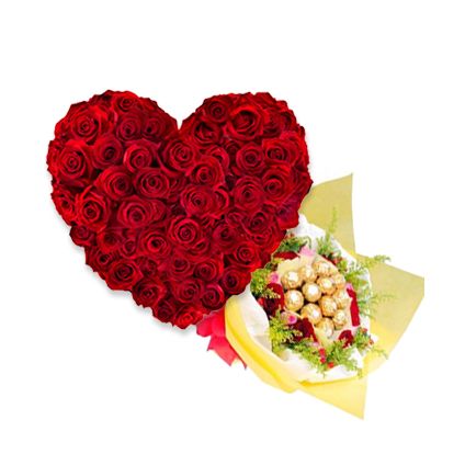 Rocher Bouquet With Roses