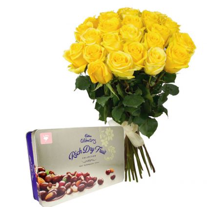 Yellow roses with rich dry fruits