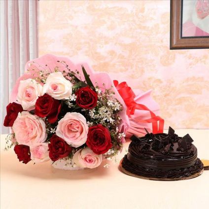 Roses With Choco Cake