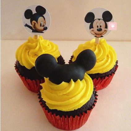 Trio Mickey Mouse Cake
