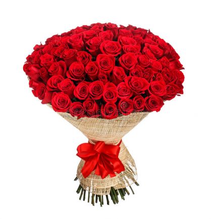 Red roses arrangements